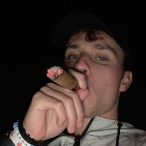 Meet your Posher, Evan